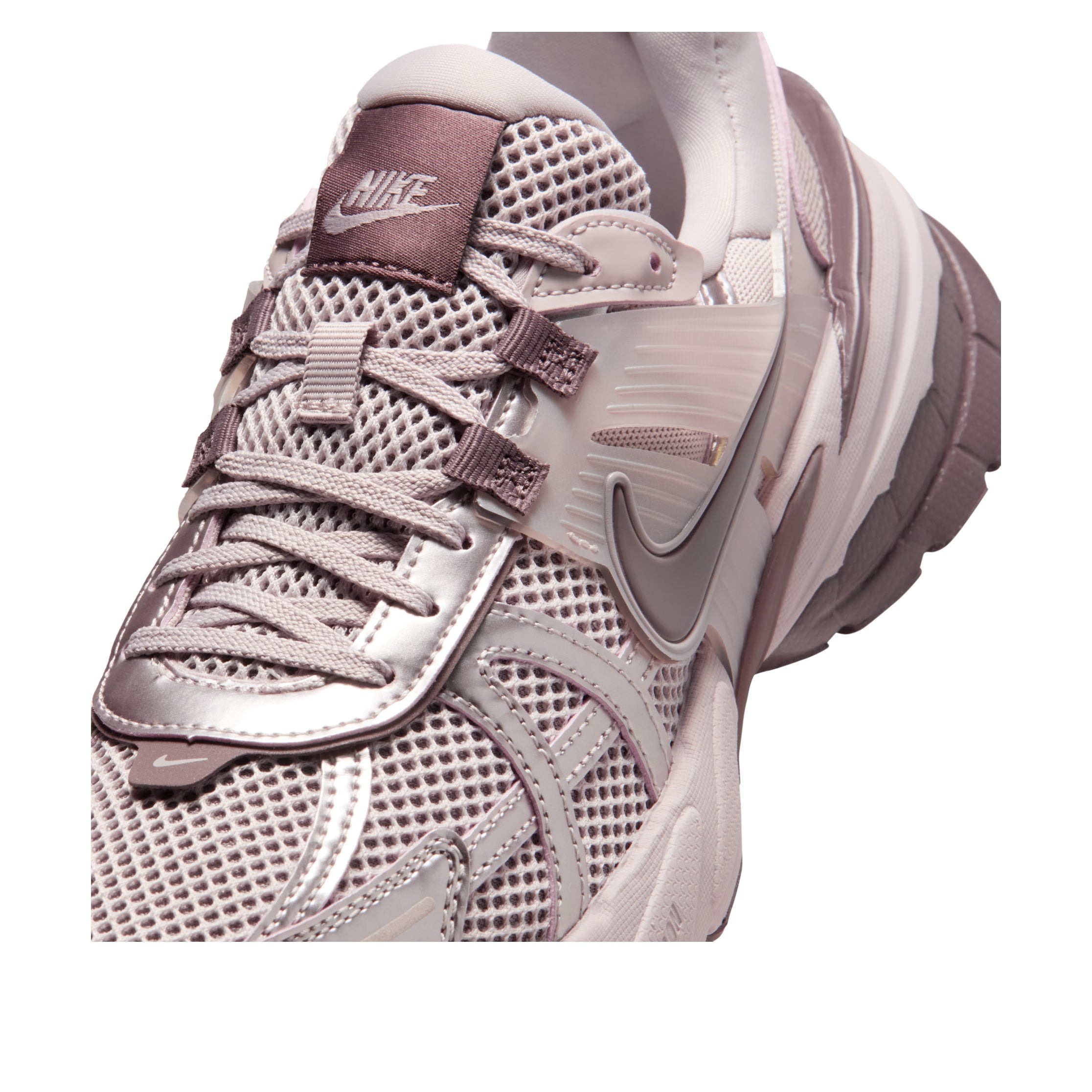 Nike V2K Run Particle Rose Tattoo (Womens) 7 Nike V2K Run Particle Rose Tattoo (Womens)