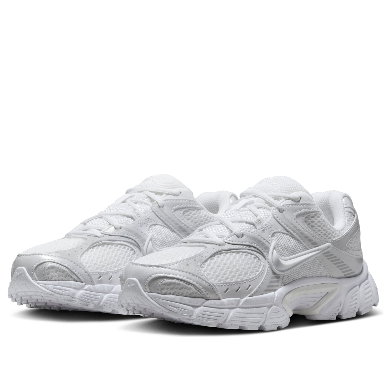Nike V5 RNR White Black Metallic Silver (Womens) 6 Nike V5 RNR White Black Metallic Silver (Womens)