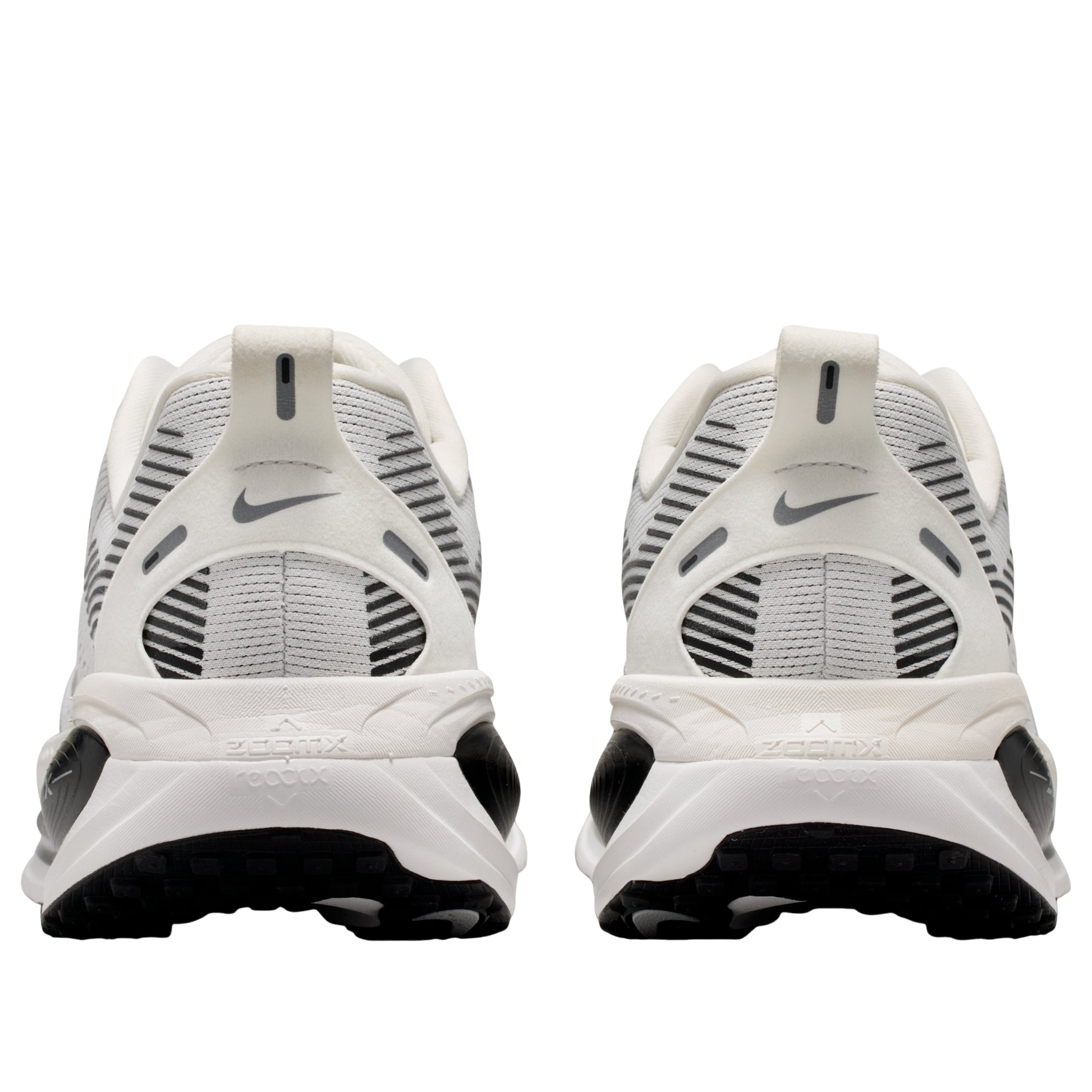 Nike Vomero 18 Summit White Black Silver 6 Nike Vomero 18 Summit White Black Silver