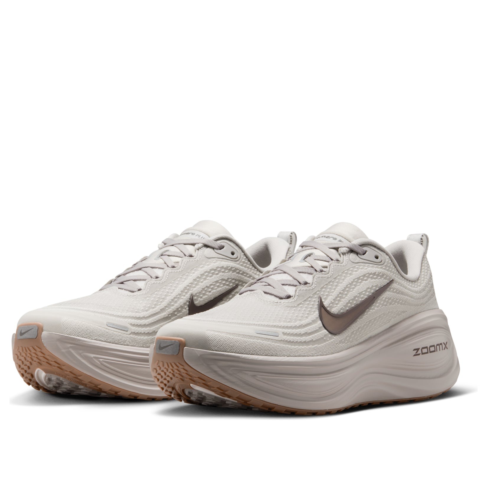 Nike Vomero Plus College Grey Light Iron Ore Gum 6 Nike Vomero Plus College Grey Light Iron Ore Gum