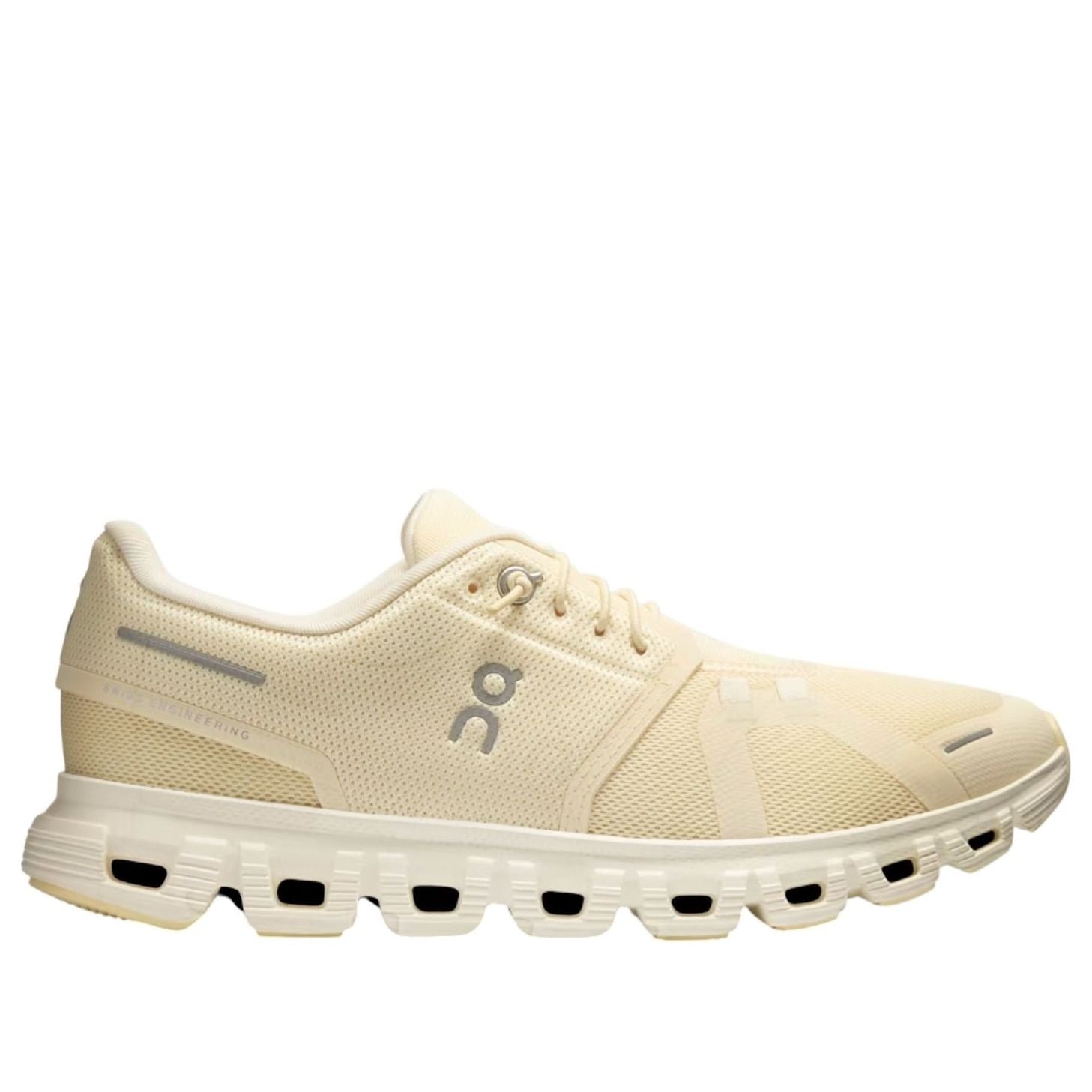 On Running Cloud 6 Castor Ivory (Womens) 7 On Running Cloud 6 Castor Ivory (Womens)