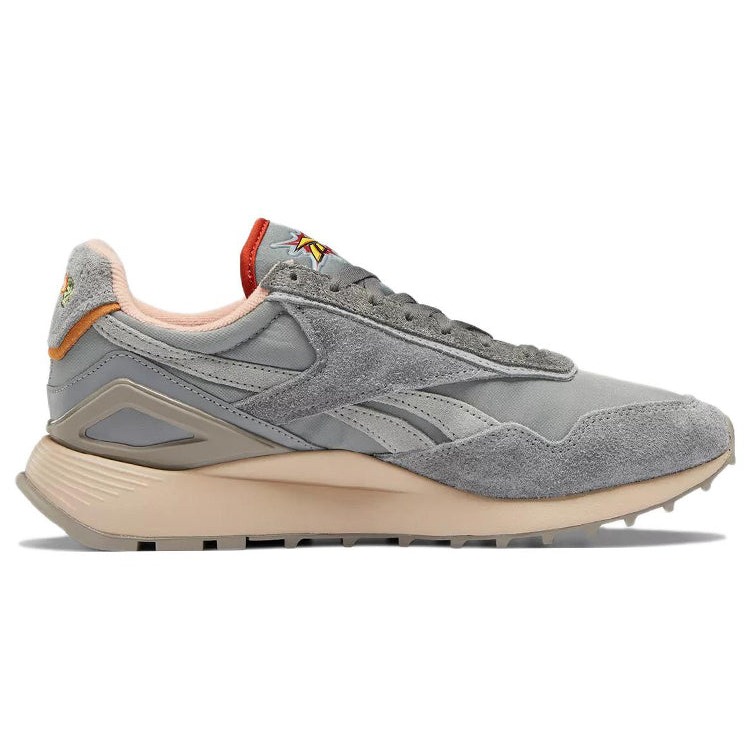 Reebok Classic Leather AZ Looney Tunes Bugs Bunny 4 Reebok Classic Leather AZ Looney Tunes Bugs Bunny