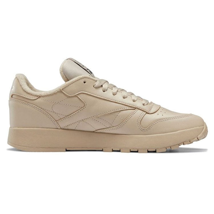 Reebok Classic Leather Tabi Maison Margiela Tan 4 Reebok Classic Leather Tabi Maison Margiela Tan