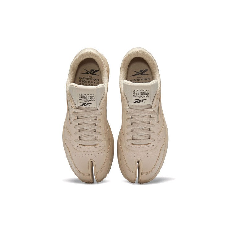 Reebok Classic Leather Tabi Maison Margiela Tan 6 Reebok Classic Leather Tabi Maison Margiela Tan