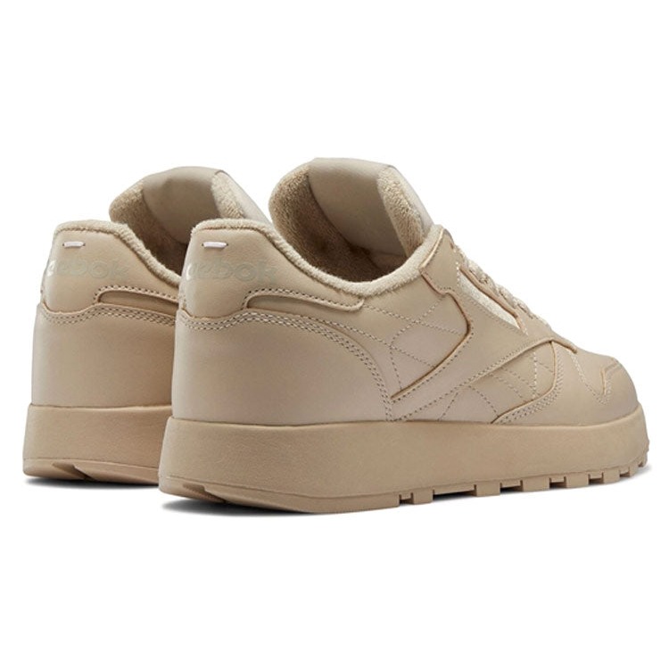 Reebok Classic Leather Tabi Maison Margiela Tan 7 Reebok Classic Leather Tabi Maison Margiela Tan