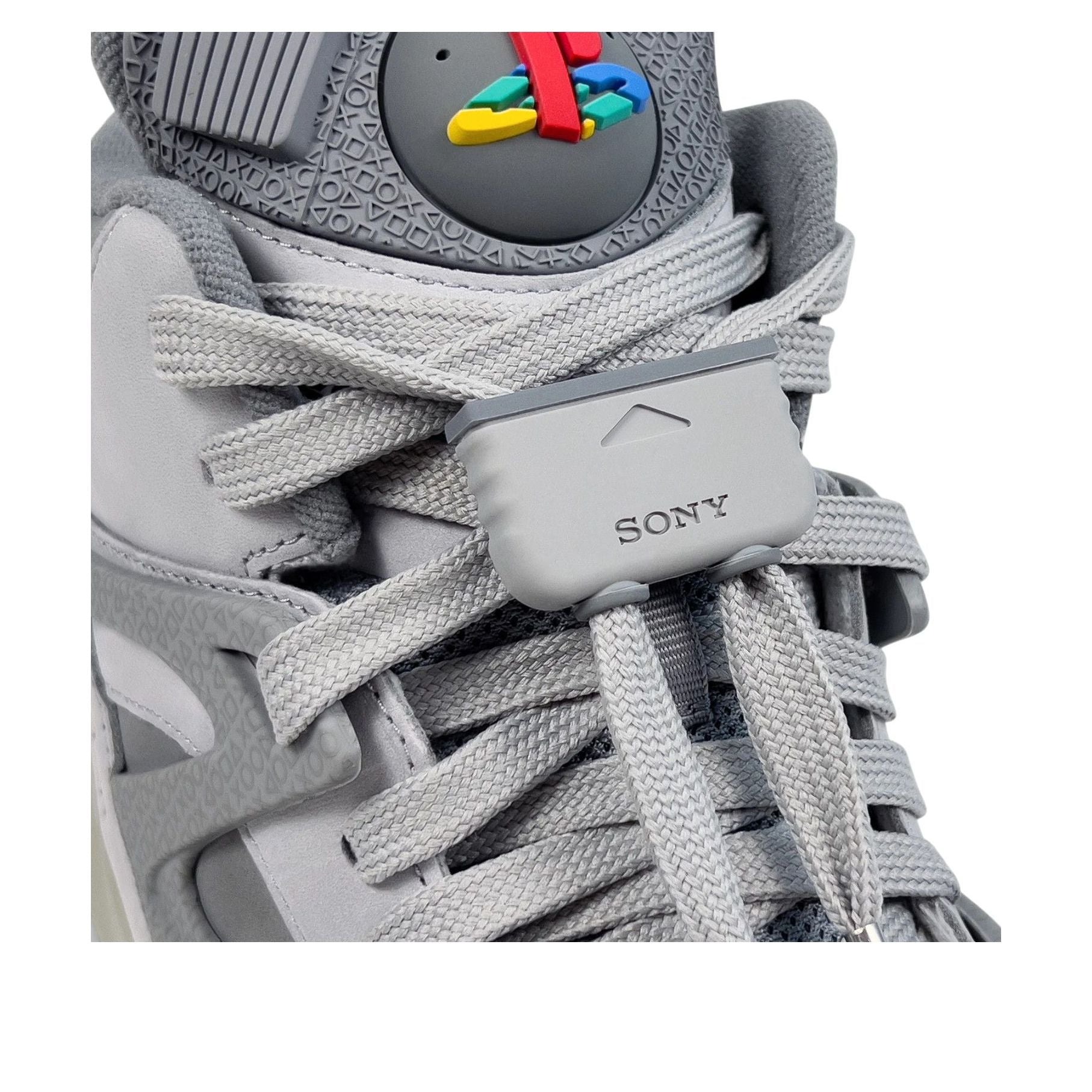 Reebok Pump Omni Zone II PlayStation 30th Anniversary 7 Reebok Pump Omni Zone II PlayStation 30th Anniversary