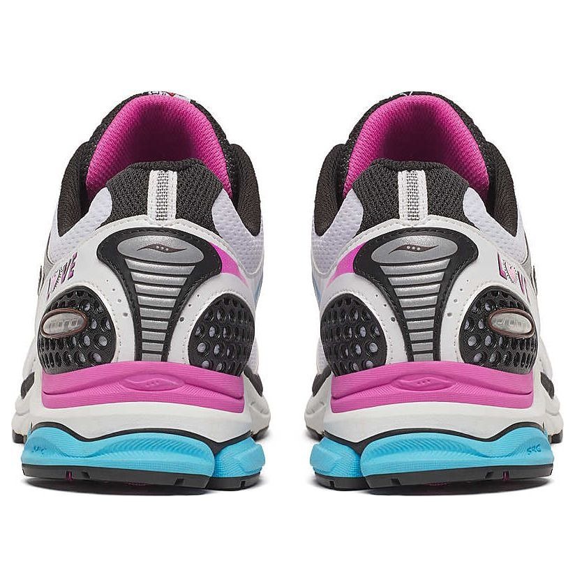 Saucony ProGrid Triumph 4 Keith Haring Love (Womens) 7 Saucony ProGrid Triumph 4 Keith Haring Love (Womens)