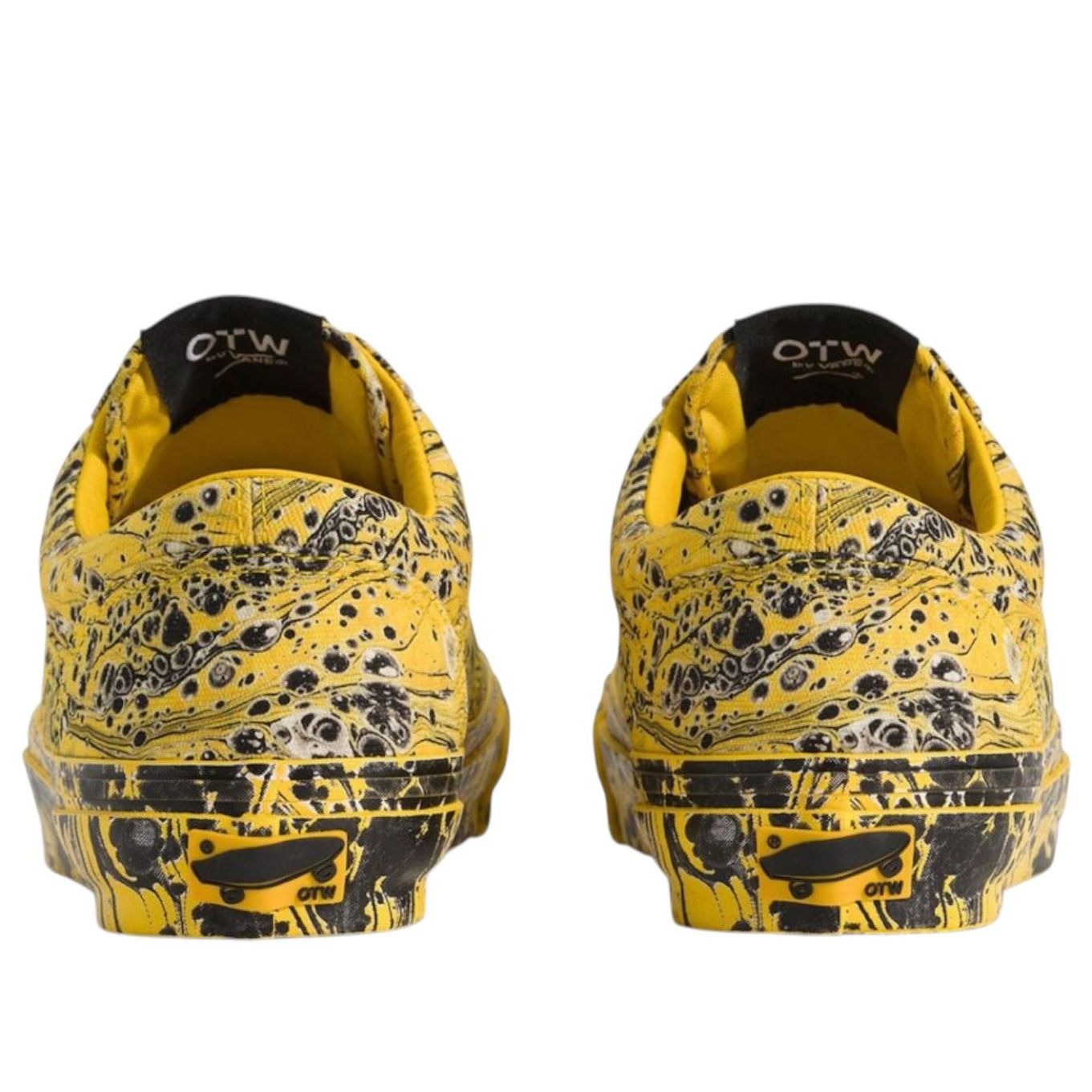 Vans Authentic S.R. Studio LA. CA. Black Yellow 5 Vans Authentic S.R. Studio LA. CA. Black Yellow