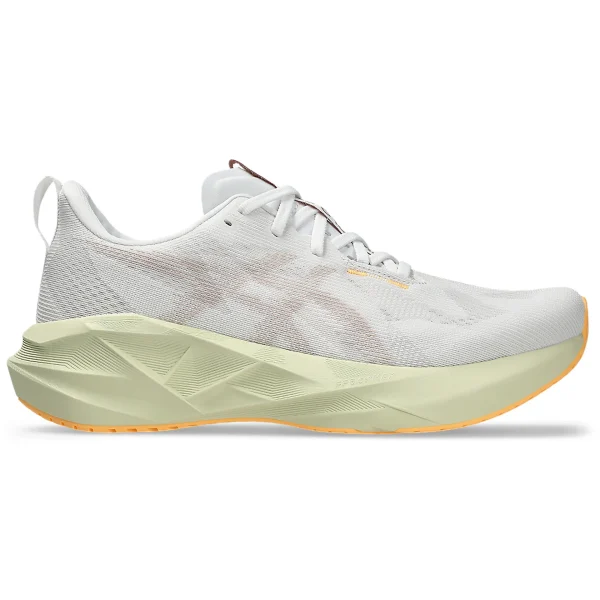 ASICS Novablast 5 White Fawn