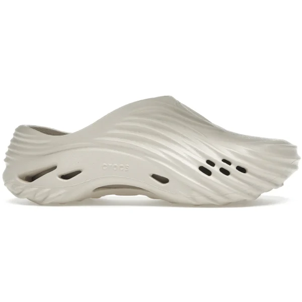 Crocs Echo Wave Clog Almond Tint