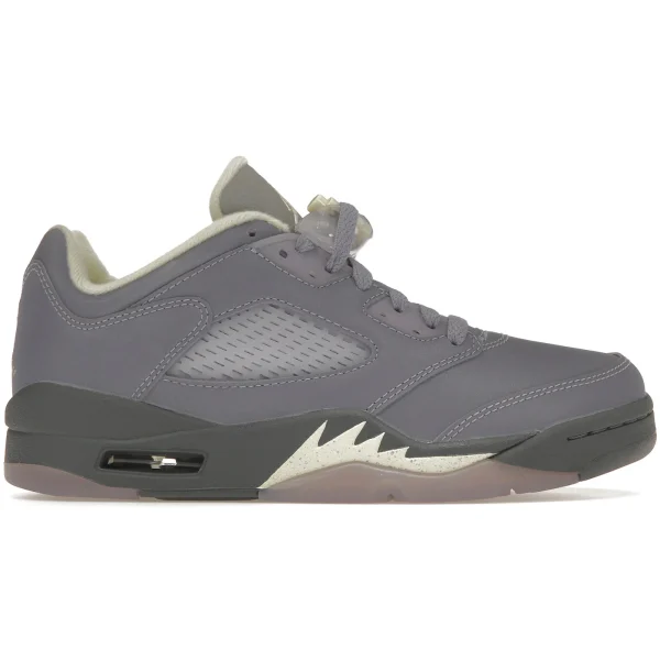 Jordan 5 Retro Low Indigo Haze (Women&rsquo;s)