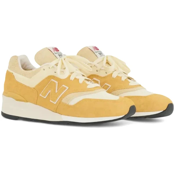 New Balance 997 MiUSA Dried Apricot Calcium