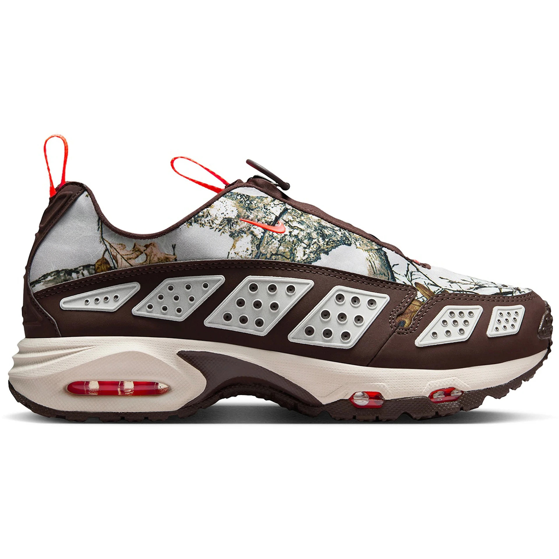 Nike Air Max Sunder Realtree Camo Light Orewood Brown (Womens) 2 Nike Air Max Sunder Realtree Camo Light Orewood Brown (Womens)