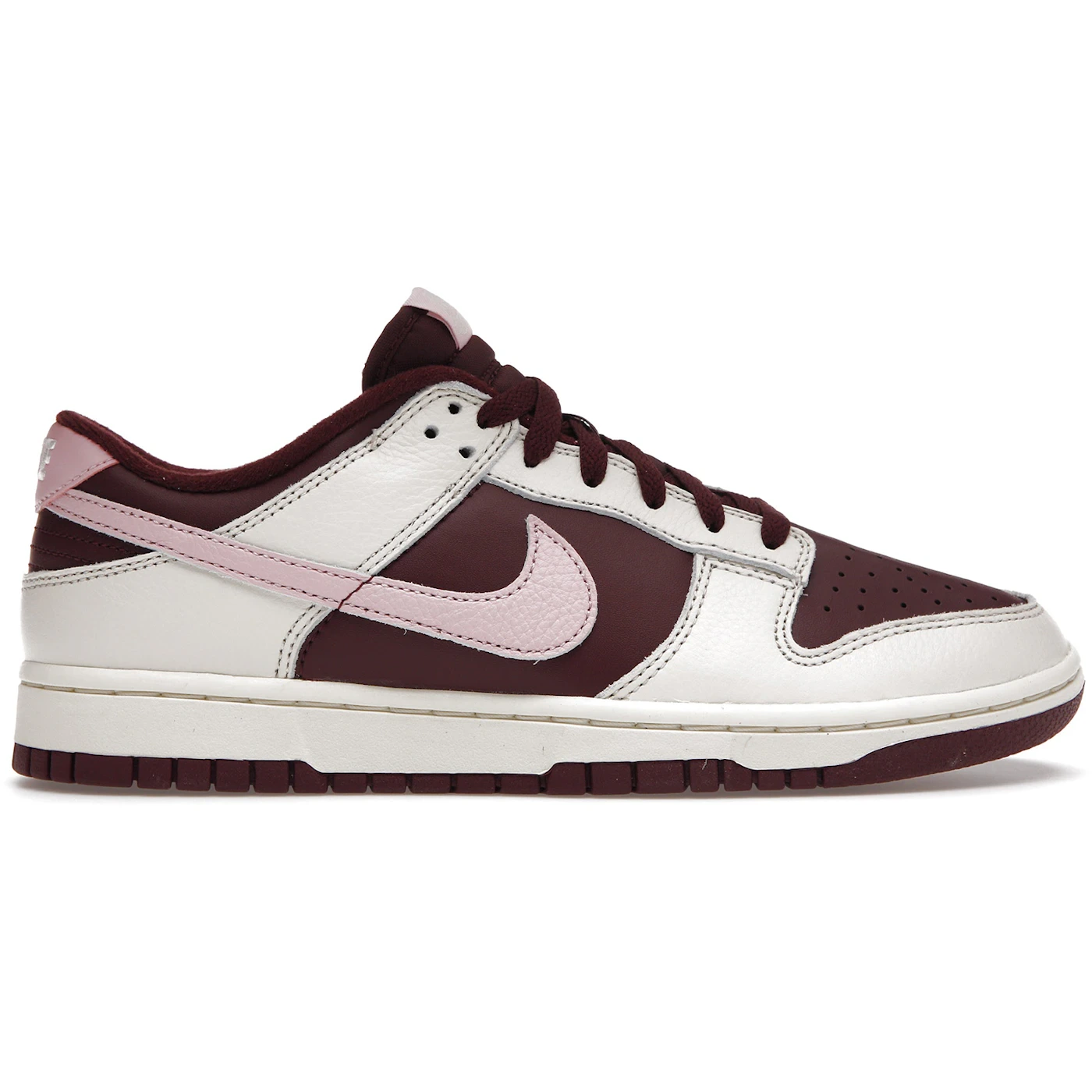 Nike Dunk Low Retro PRM Valentine's Day (2023) 3 Nike Dunk Low Retro PRM Valentine's Day (2023)