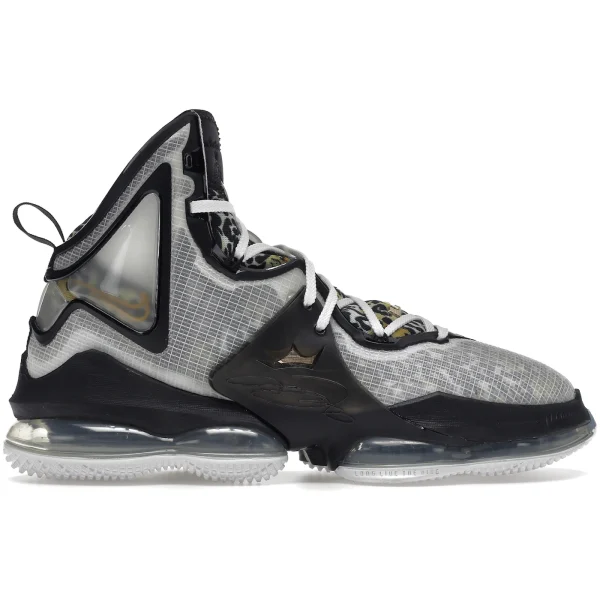 Nike LeBron 19 Royalty