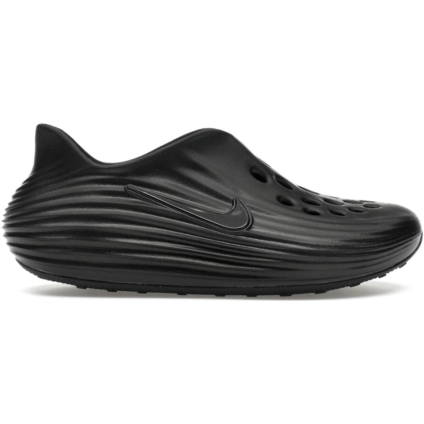 Nike ReactX Rejuven8 Triple Black 1 Nike ReactX Rejuven8 Triple Black