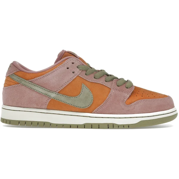Nike SB Dunk Low Red Stardust