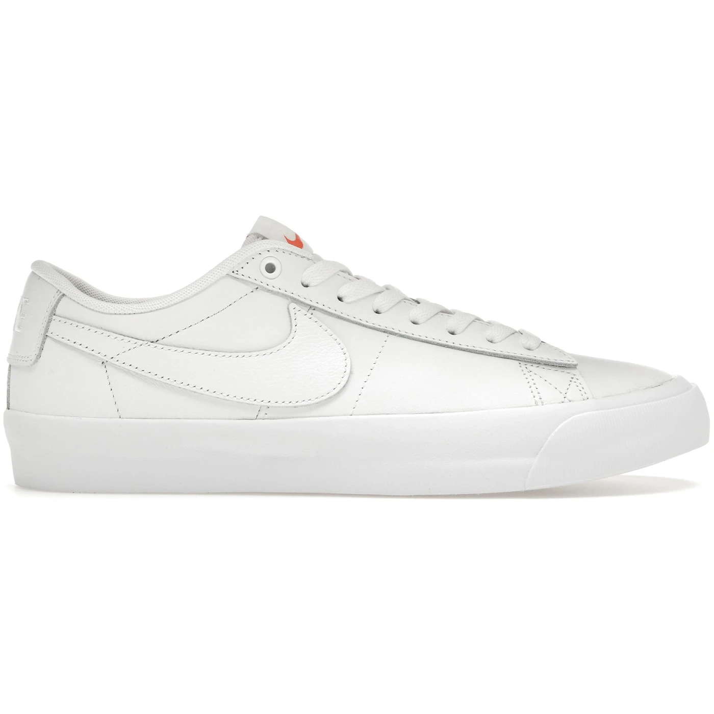 Nike SB Zoom Blazer Low Pro GT ISO Triple White