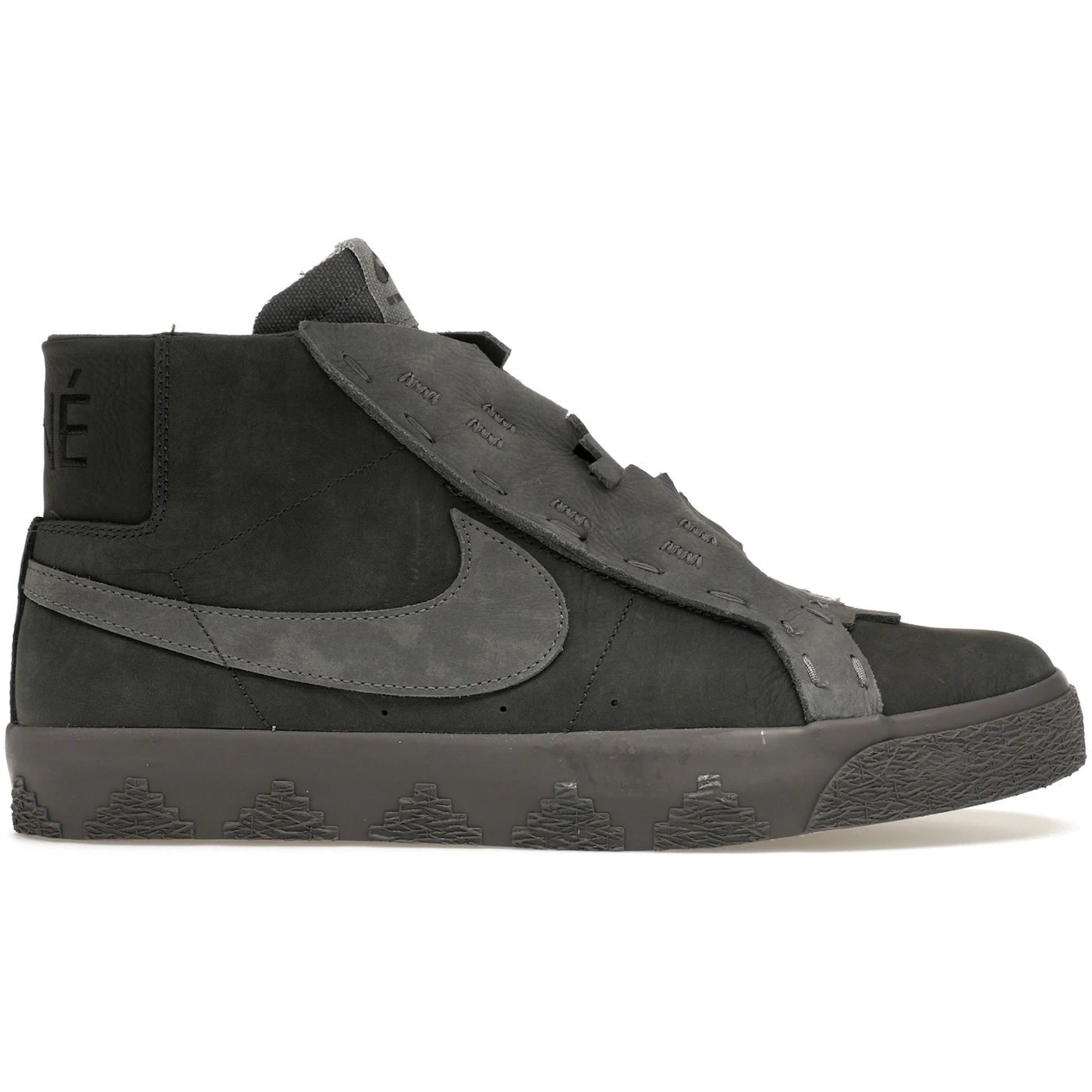Nike SB Zoom Blazer Mid DiOrr Greenwood 1 Nike SB Zoom Blazer Mid DiOrr Greenwood