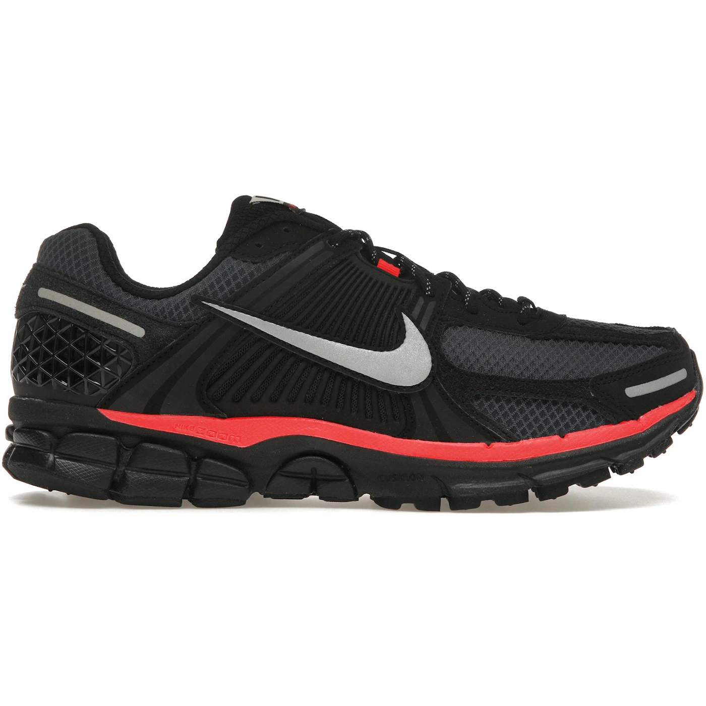 Nike Zoom Vomero 5 Black Metallic University Red