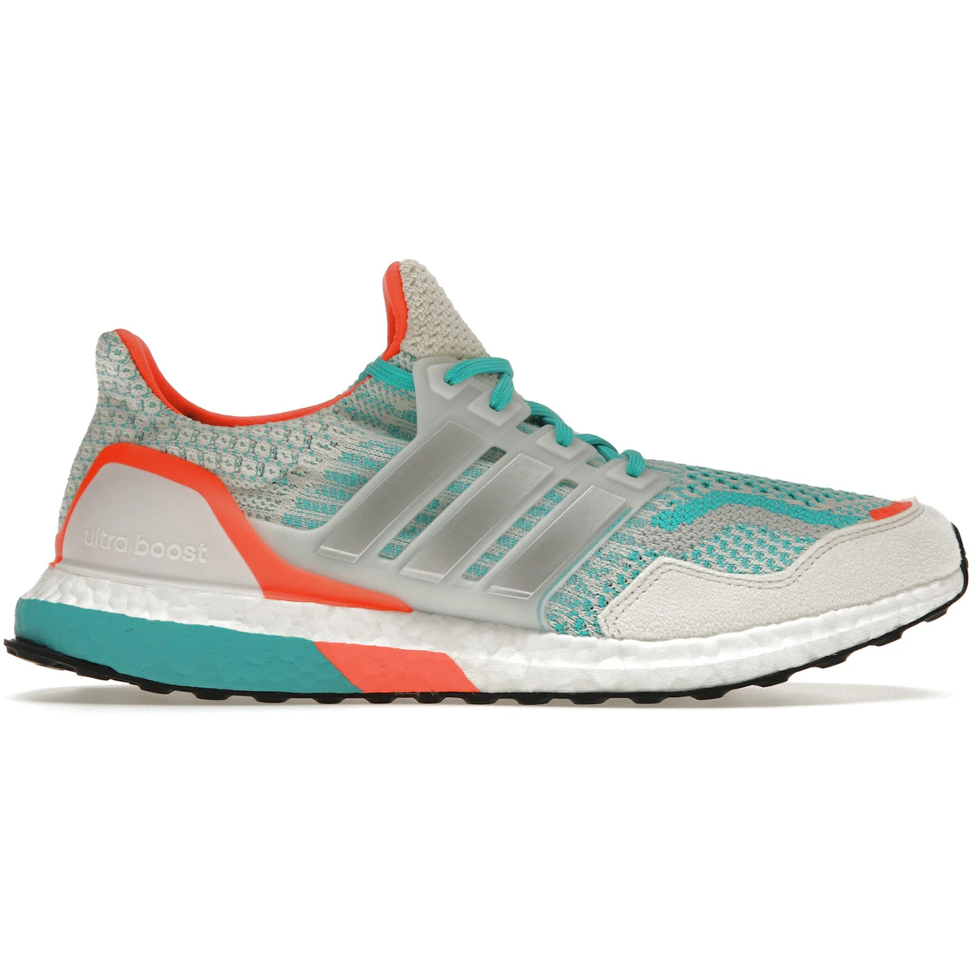 adidas Ultra Boost 5.0 DNA Chalk White Mint Rush 1 adidas Ultra Boost 5.0 DNA Chalk White Mint Rush