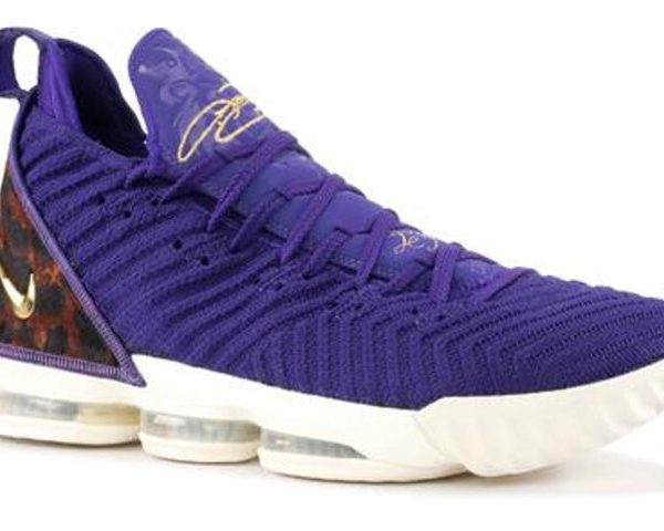 Nike LeBron 16 King Court Purple