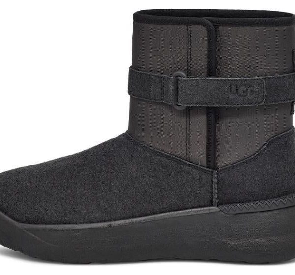 UGG Classic S Boot Black
