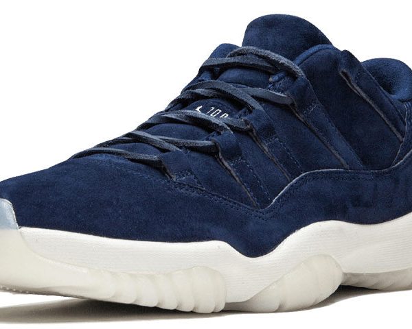 Jordan 11 Retro Low Derek Jeter RE2PECT