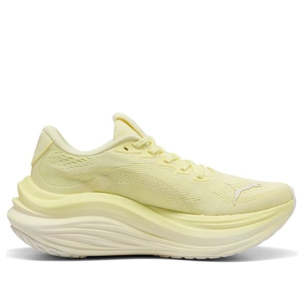 Puma MagMax Nitro Gold Moon (Womens)