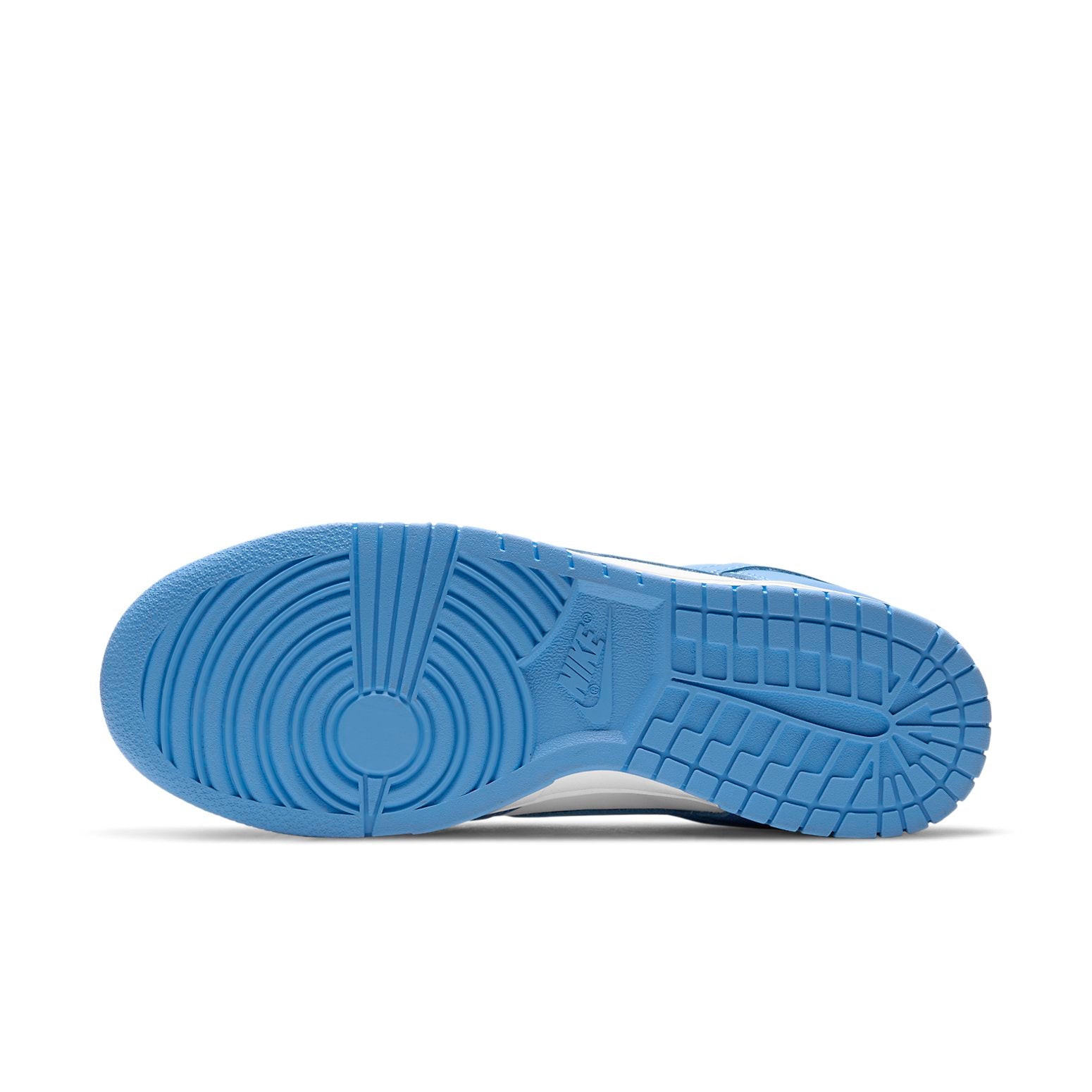 Nike Dunk Low UNC (2021) 8 Nike Dunk Low UNC (2021)