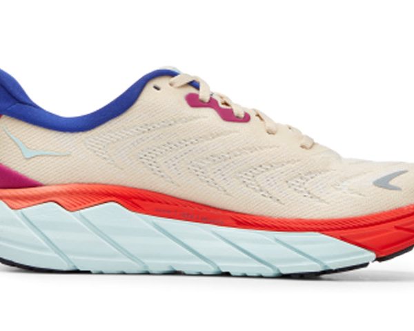 Hoka One One Arahi 6 Short Bread Fiesta