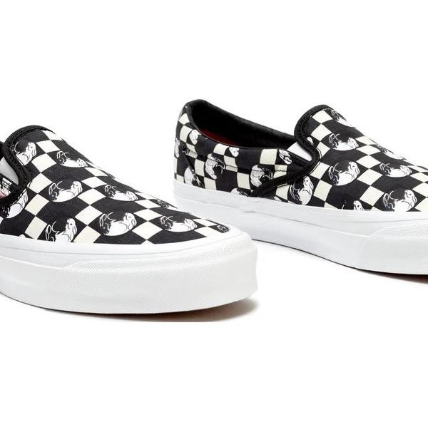 Vans OG Classic Slip-On LX Year of The Rabbit Black