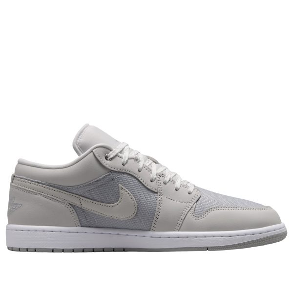 Jordan 1 Low SE Soft Pearl Light Smoke Grey