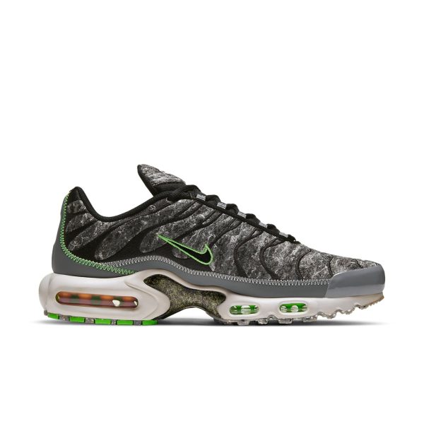 Nike Air Max Plus Essential Crater Green