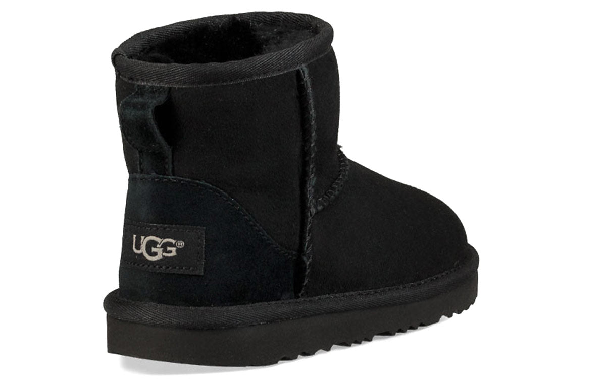 UGG Classic Mini II Boot Black (Kids) 6 UGG Classic Mini II Boot Black (Kids)