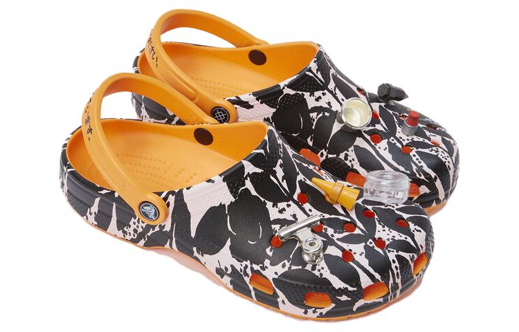 Crocs Classic Clog Stance B. Thom Floral Quilt 6 Crocs Classic Clog Stance B. Thom Floral Quilt