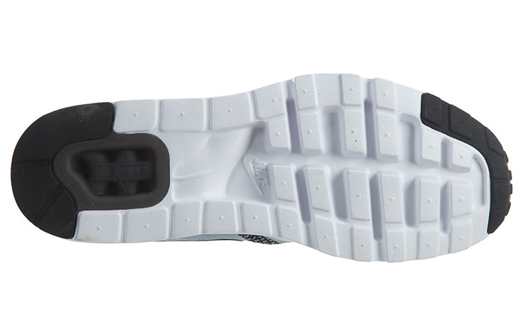 Nike Air Max Zero Essential Black/Black/Wolf Grey 7 Nike Air Max Zero Essential Black/Black/Wolf Grey