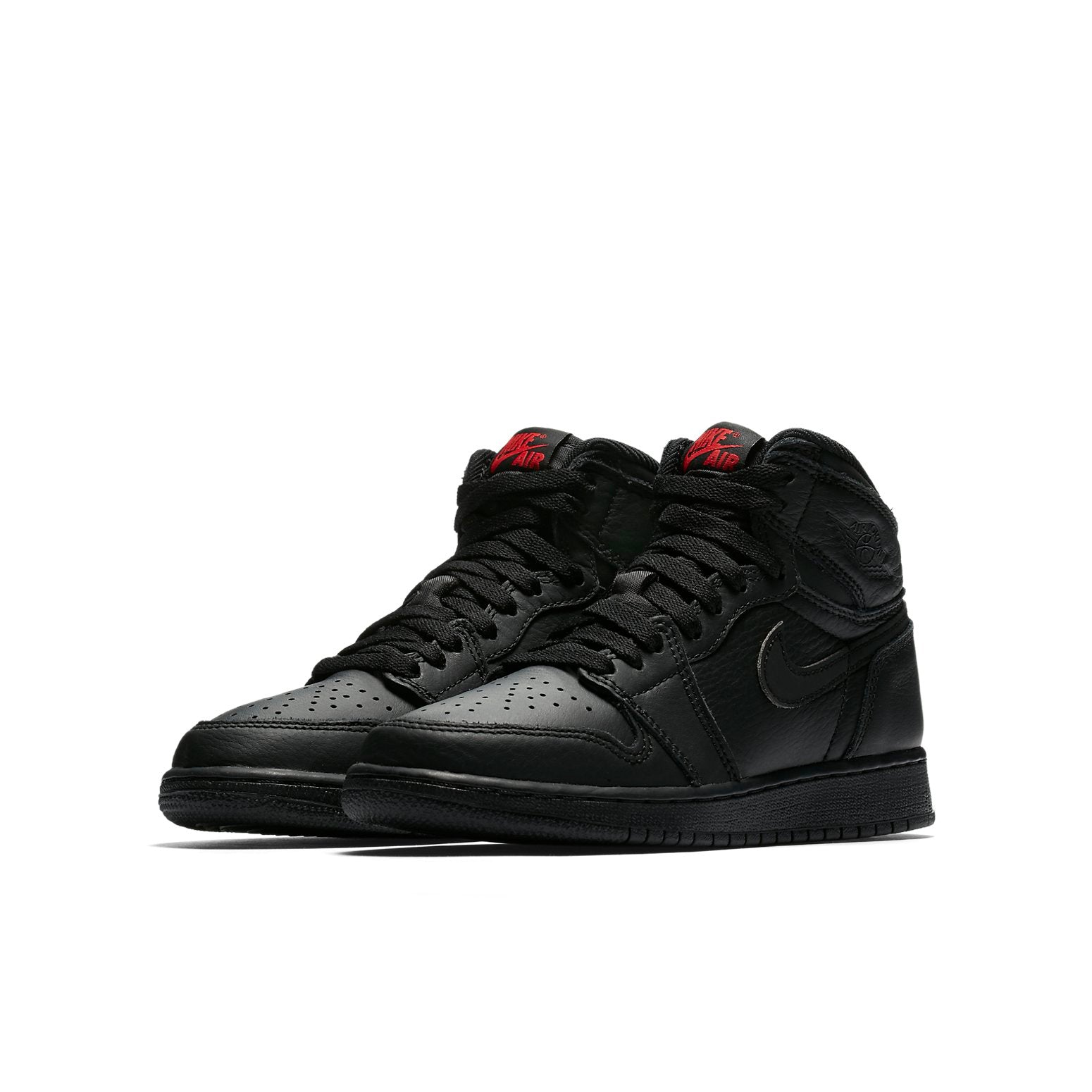 Jordan 1 Retro High OG Essentials Black (GS) 5 Jordan 1 Retro High OG Essentials Black (GS)