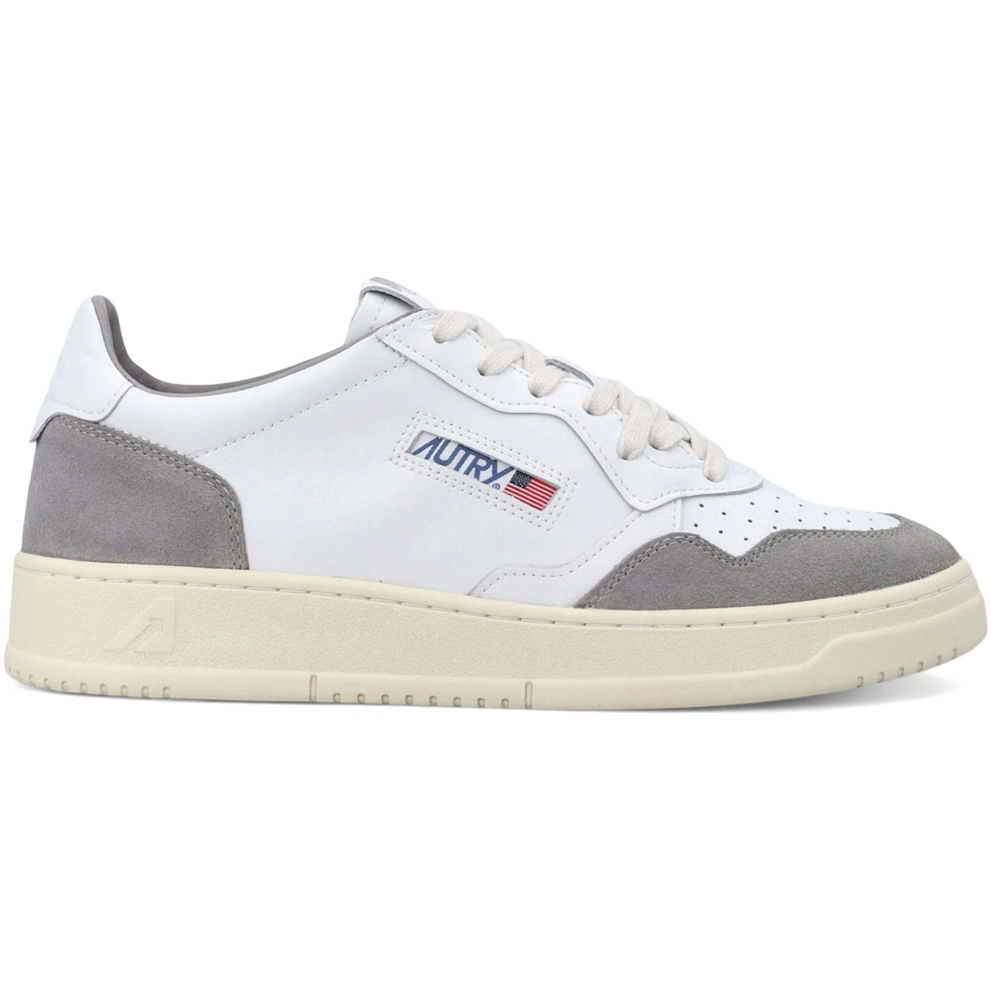 Autry Medalist Leather Low White Vapor 3 Autry Medalist Leather Low White Vapor