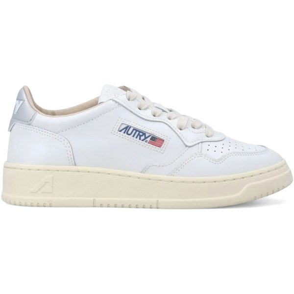 Autry Medalist Low White Silver (Womens)