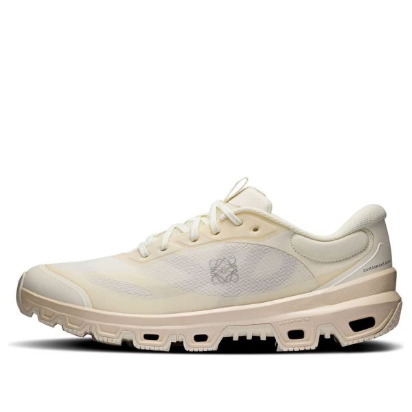 On Running Cloudventure 2 LOEWE Eggshell