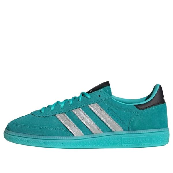 adidas Handball Spezial Mercedes-AMG Petronas Formula One Team Semi Mint Rush