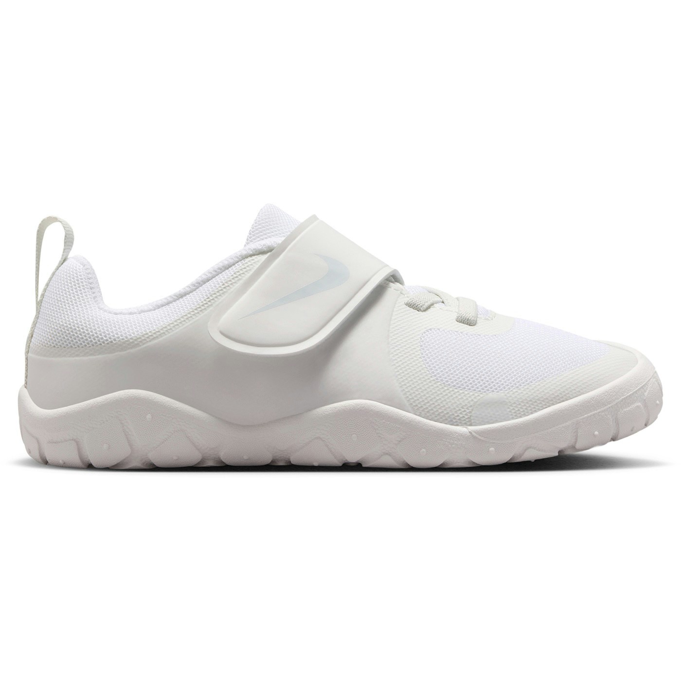 Nike Swoosh 1 Essential Summit White Pure Platinum (PS) 3 Nike Swoosh 1 Essential Summit White Pure Platinum (PS)