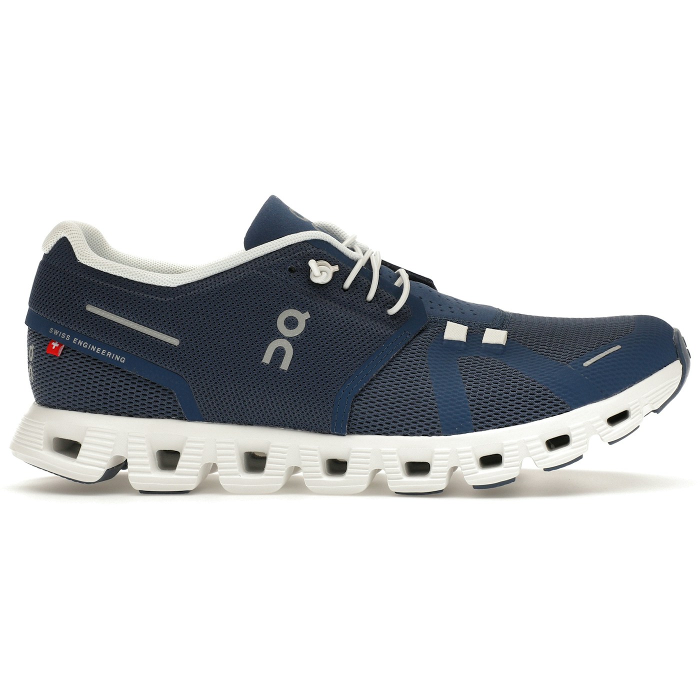 On Running Cloud 5 Denim White (Womens) 2 On Running Cloud 5 Denim White (Womens)