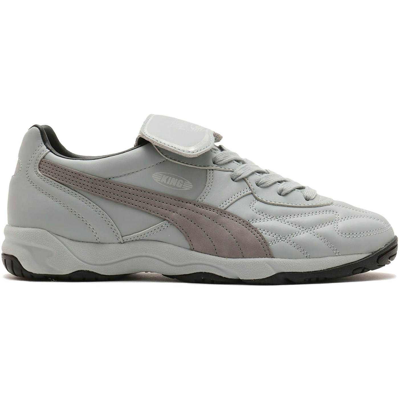 Puma King Indoor Premium atmos x NIVELCRACK Concrete Football 1 Puma King Indoor Premium atmos x NIVELCRACK Concrete Football