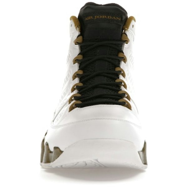 Jordan 9 Retro Statue