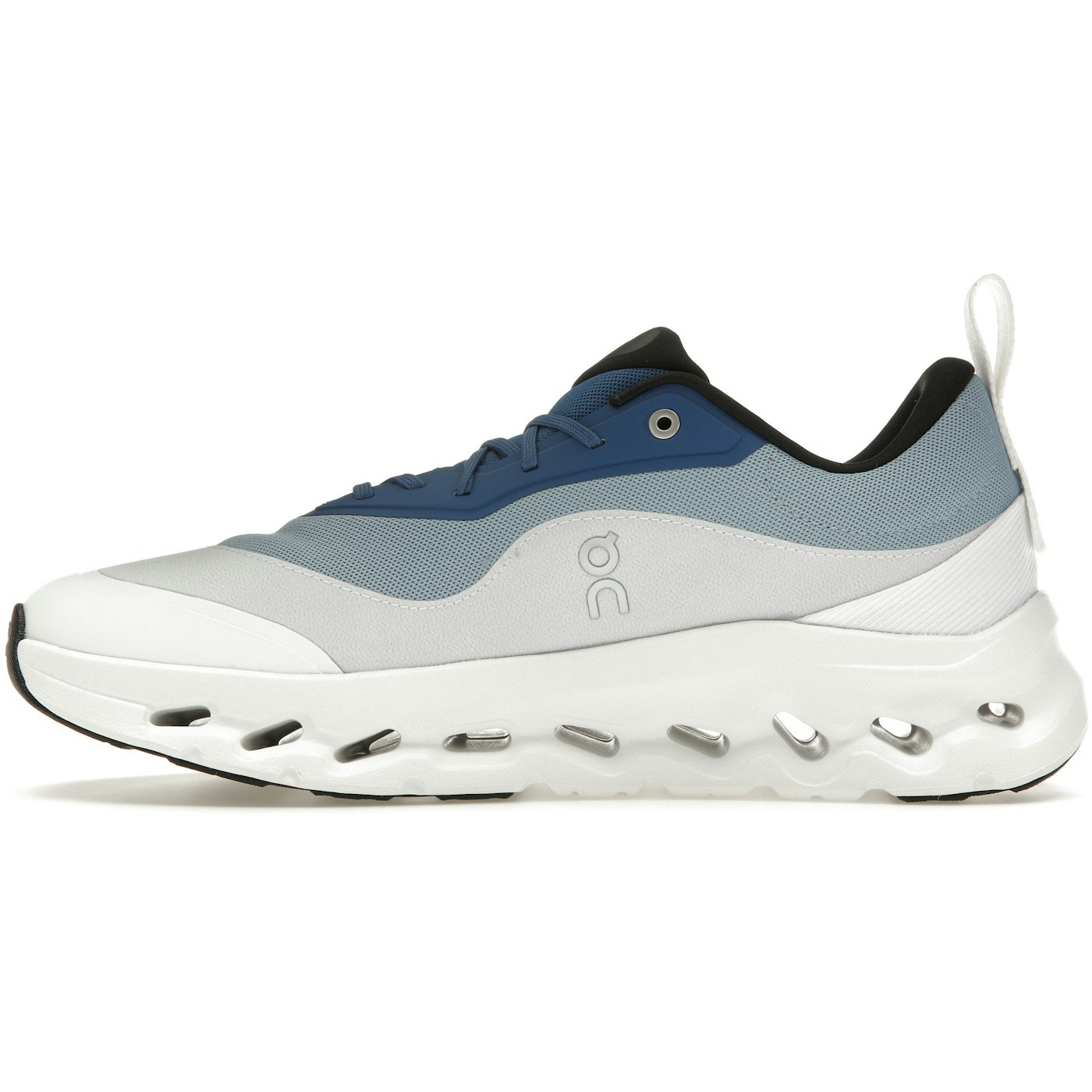 On Running Cloudtilt 2 LOEWE Blue White 5 On Running Cloudtilt 2 LOEWE Blue White