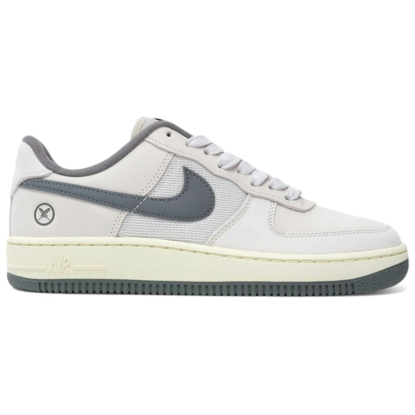 Nike SB Air Force 1 Low Yuto Horigome White Iron Grey 2 Nike SB Air Force 1 Low Yuto Horigome White Iron Grey