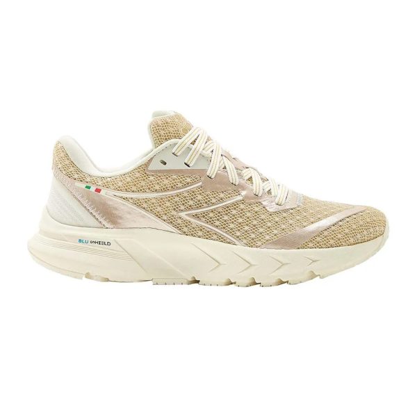 Diadora Mythos Blushield Volo 2 Gold